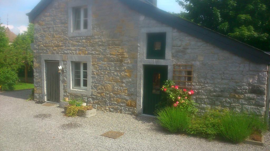 B&B Au Coeur De Villers Luaran gambar