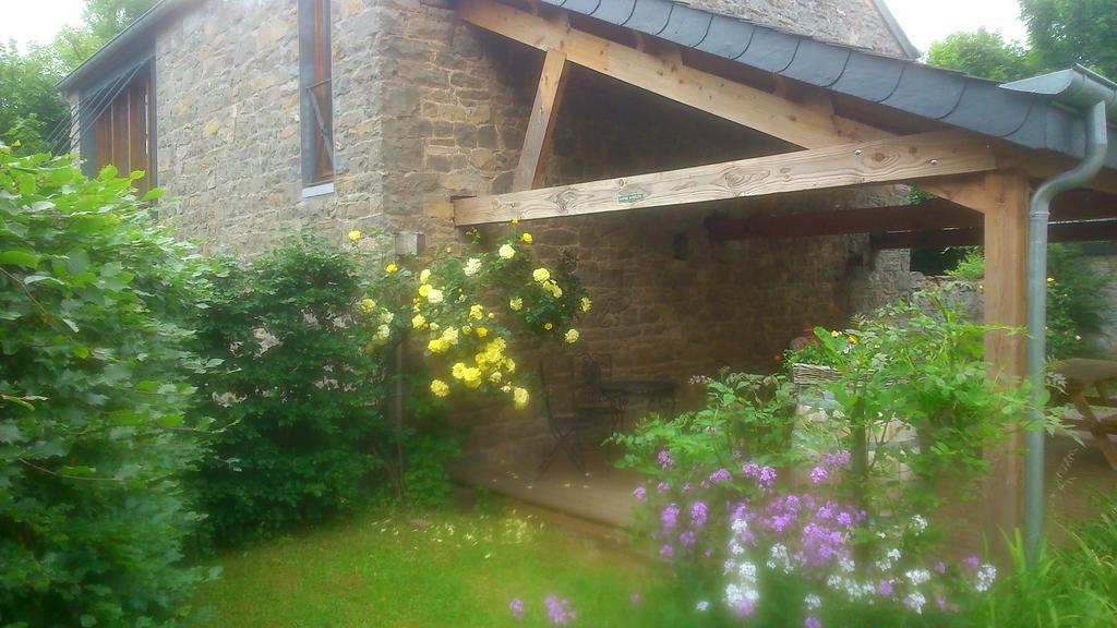 B&B Au Coeur De Villers Luaran gambar