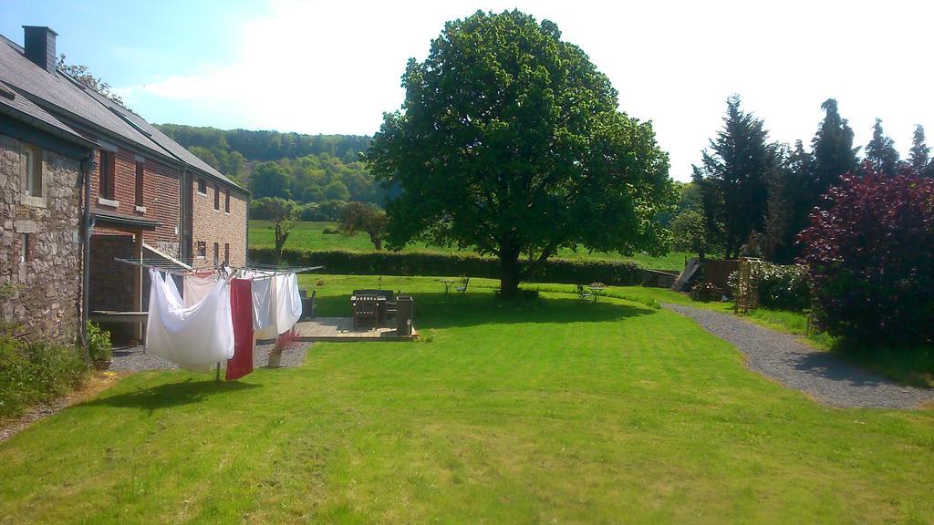 B&B Au Coeur De Villers Luaran gambar
